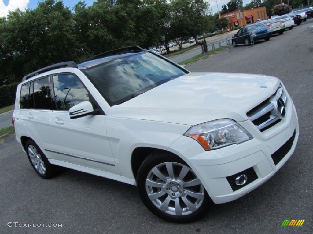 2012 GLK 350 4Matic - Arctic White / Almond/Black photo #3