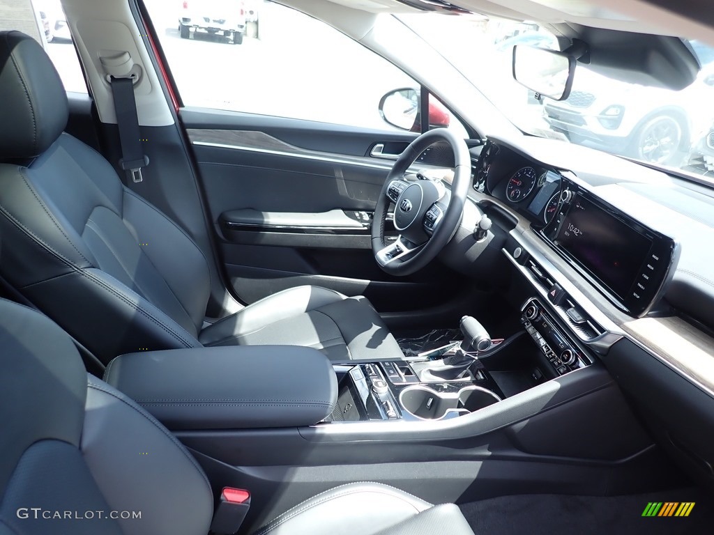 2021 Kia K5 EX Front Seat Photos