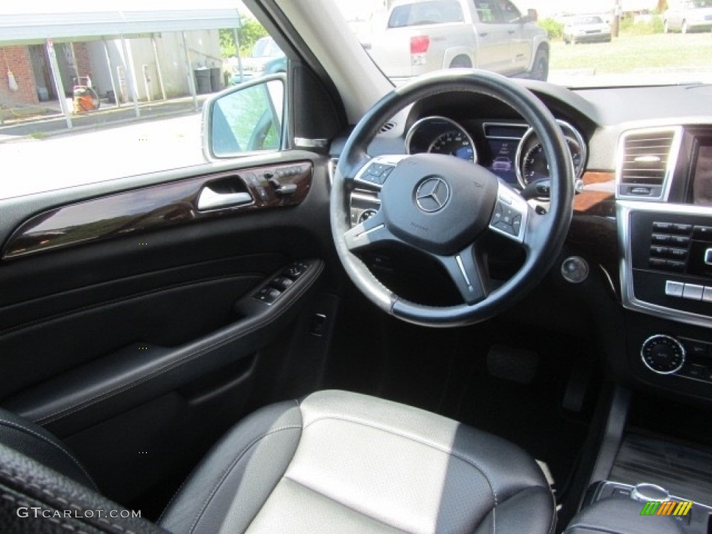 2013 ML 350 4Matic - Palladium Silver Metallic / Black photo #12