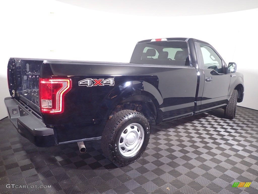 2016 F150 XL Regular Cab 4x4 - Shadow Black / Medium Earth Gray photo #12