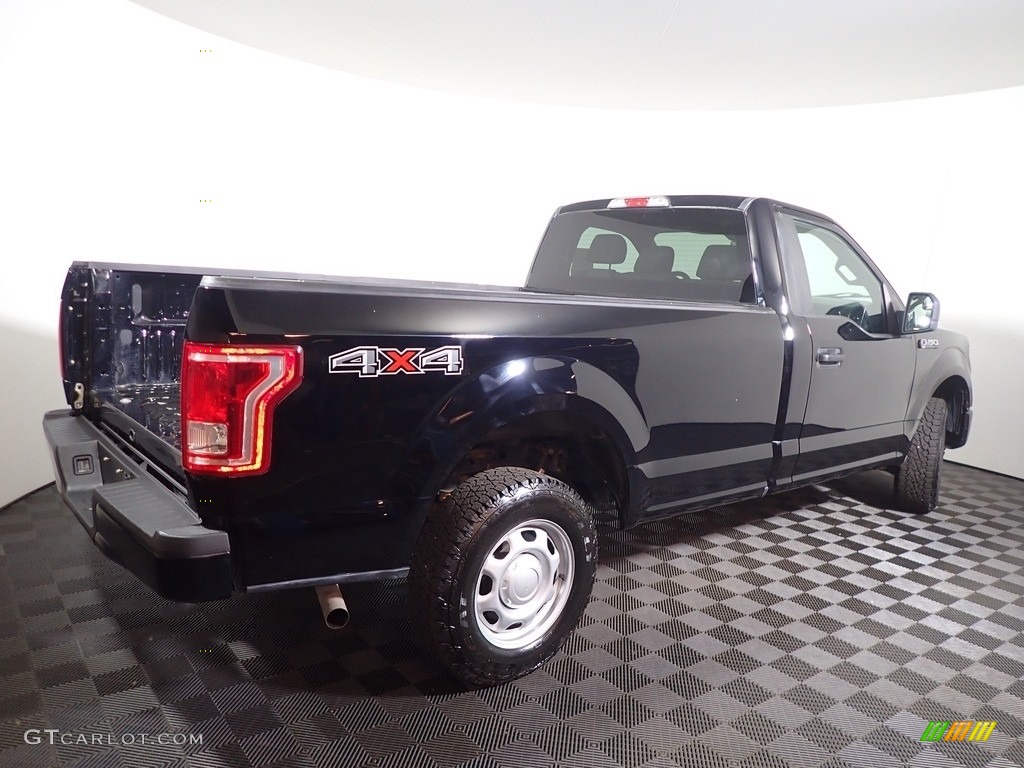 2016 F150 XL Regular Cab 4x4 - Shadow Black / Medium Earth Gray photo #13