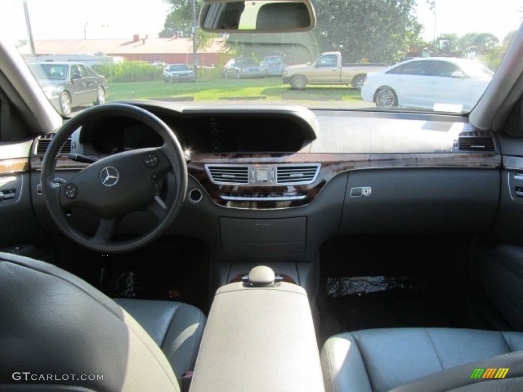 2008 S 550 Sedan - Flint Grey Metallic / Grey/Dark Grey photo #13