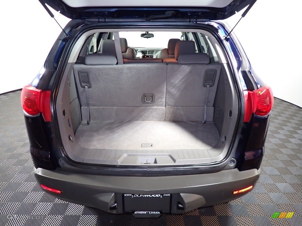 2011 Traverse LS AWD - Dark Blue Metallic / Dark Gray/Light Gray photo #12
