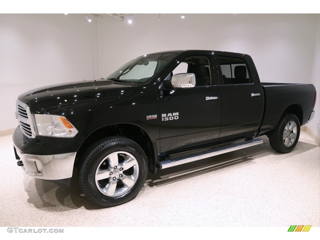 2014 1500 SLT Crew Cab 4x4 - Black / Black/Diesel Gray photo #3