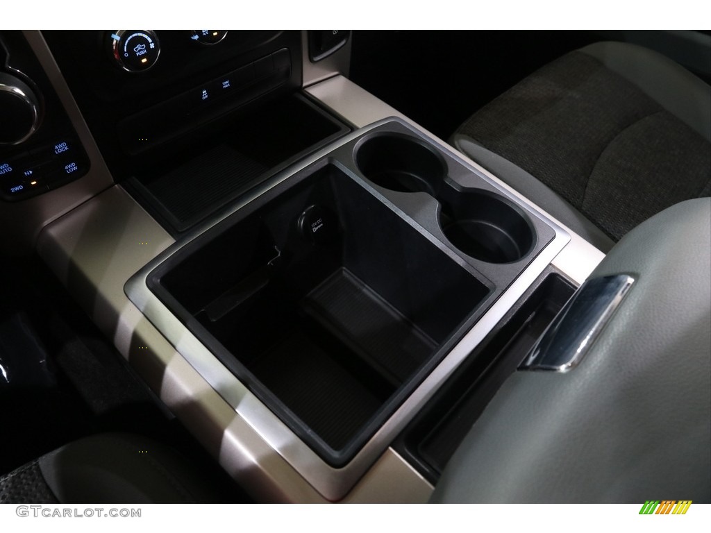 2014 1500 SLT Crew Cab 4x4 - Black / Black/Diesel Gray photo #13