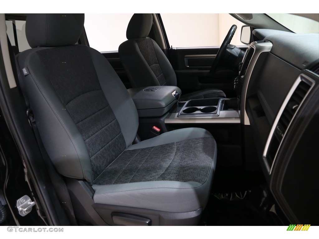 2014 1500 SLT Crew Cab 4x4 - Black / Black/Diesel Gray photo #16