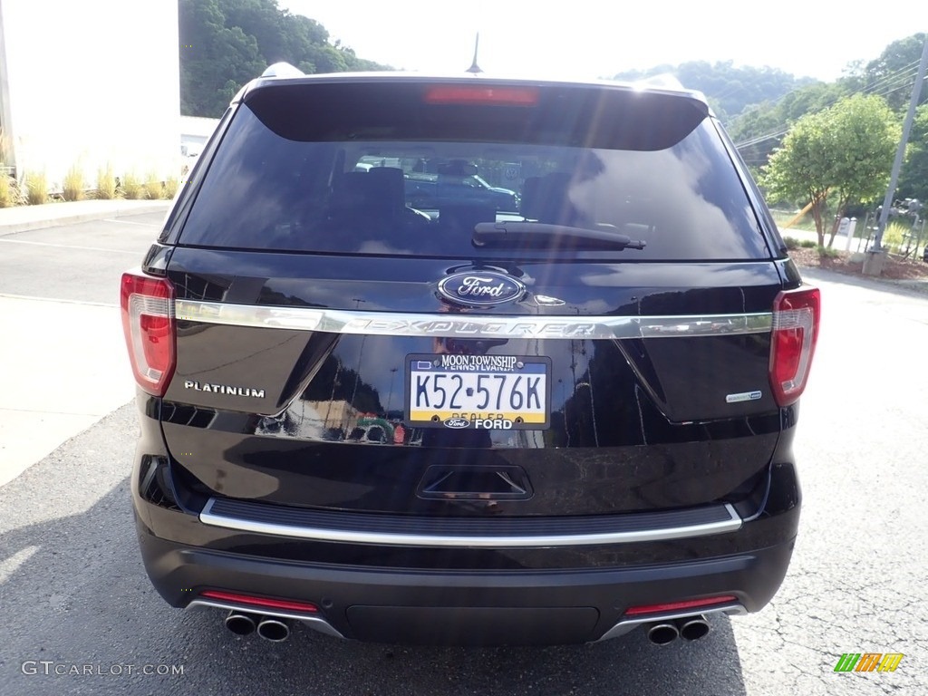 2018 Explorer Platinum 4WD - Shadow Black / Medium Soft Ceramic photo #3