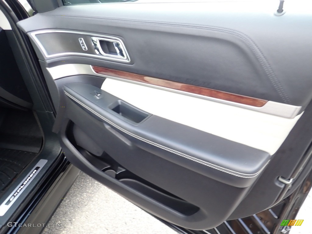 2018 Explorer Platinum 4WD - Shadow Black / Medium Soft Ceramic photo #13