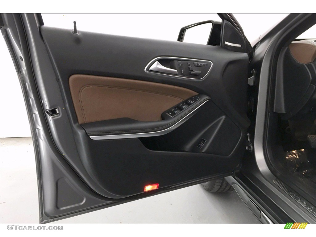2016 Mercedes-Benz GLA 250 Brown Door Panel Photo #138952428