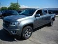 Front 3/4 View of 2020 Colorado Z71 Crew Cab 4x4