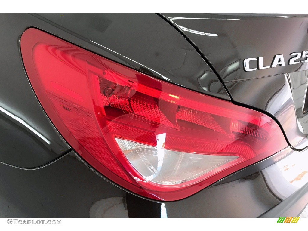 2017 CLA 250 Coupe - Cocoa Brown Metallic / Sahara Beige photo #26