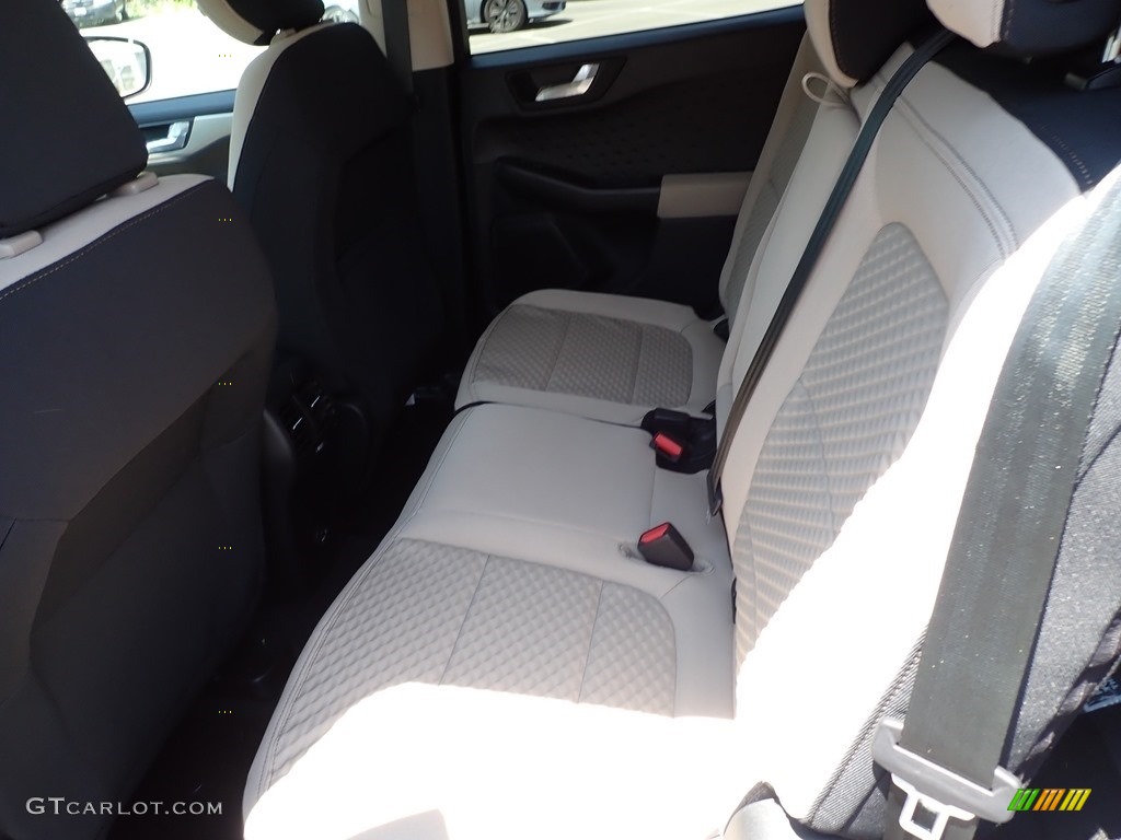 2020 Escape SE 4WD - Oxford White / Sandstone photo #8