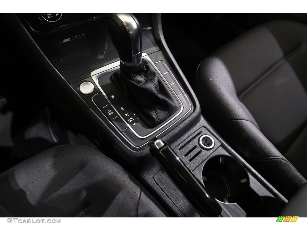 2019 Golf SE - Silk Blue Metallic / Titan Black photo #12