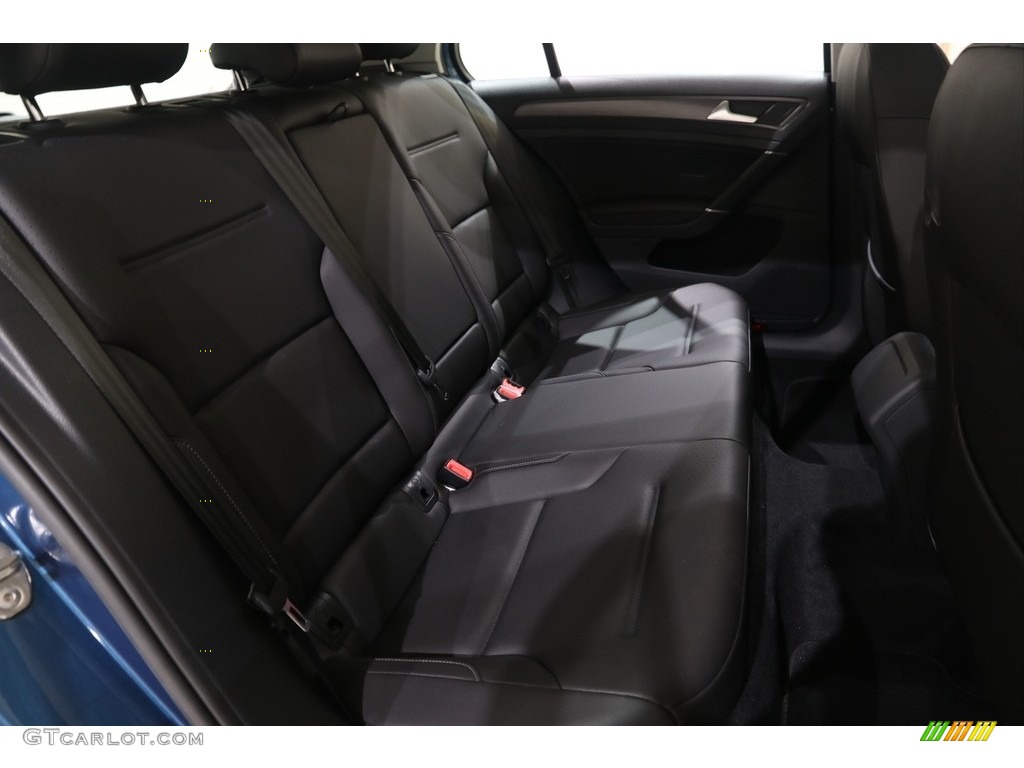 2019 Golf SE - Silk Blue Metallic / Titan Black photo #14