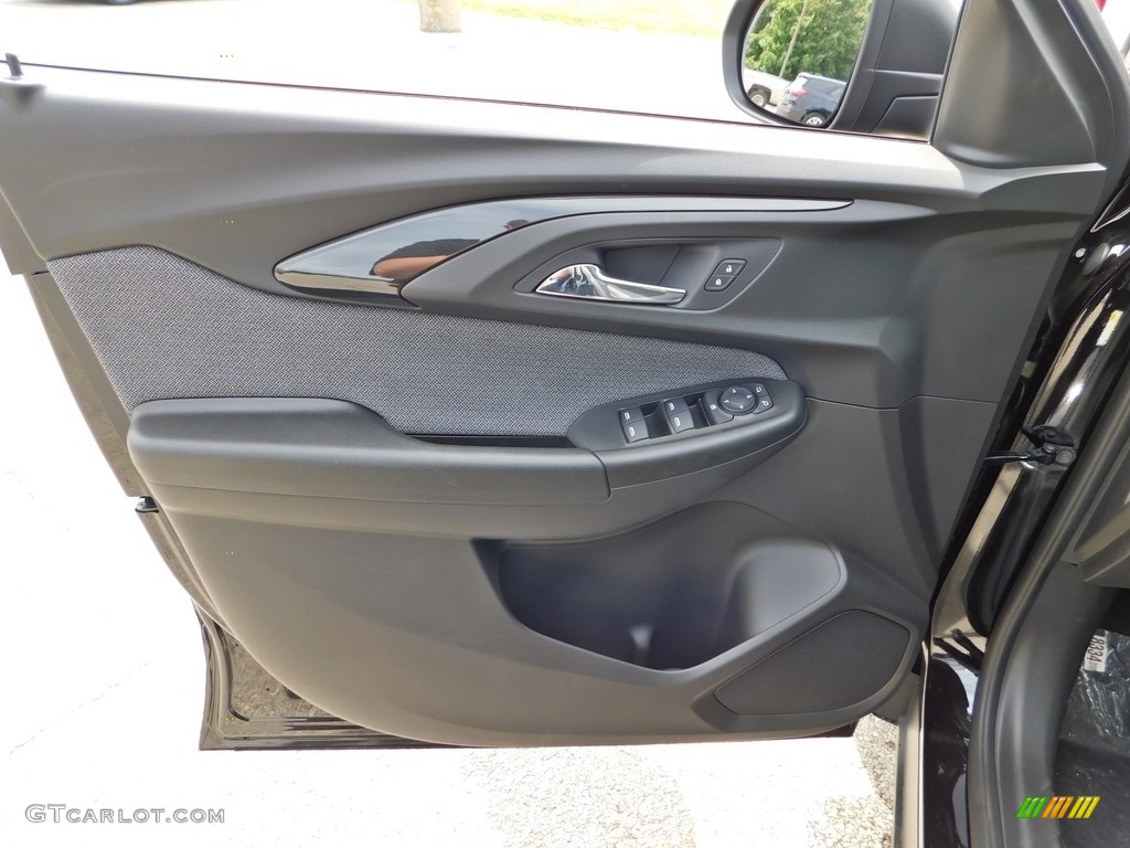 2021 Chevrolet Trailblazer LS Jet Black Door Panel Photo #138965301