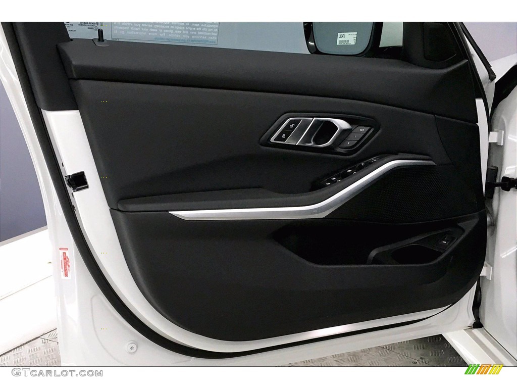 2020 BMW 3 Series 330i Sedan Black Door Panel Photo #138965385