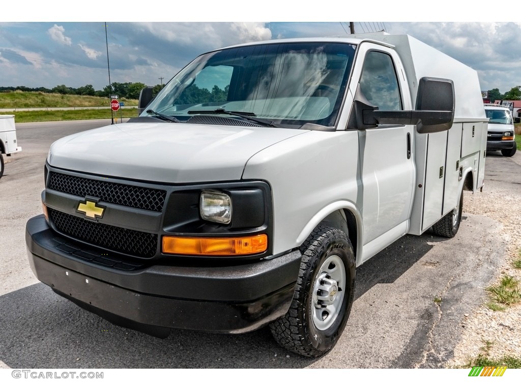 Summit White 2014 Chevrolet Express Cutaway 3500 Utility Van Exterior Photo #138965592
