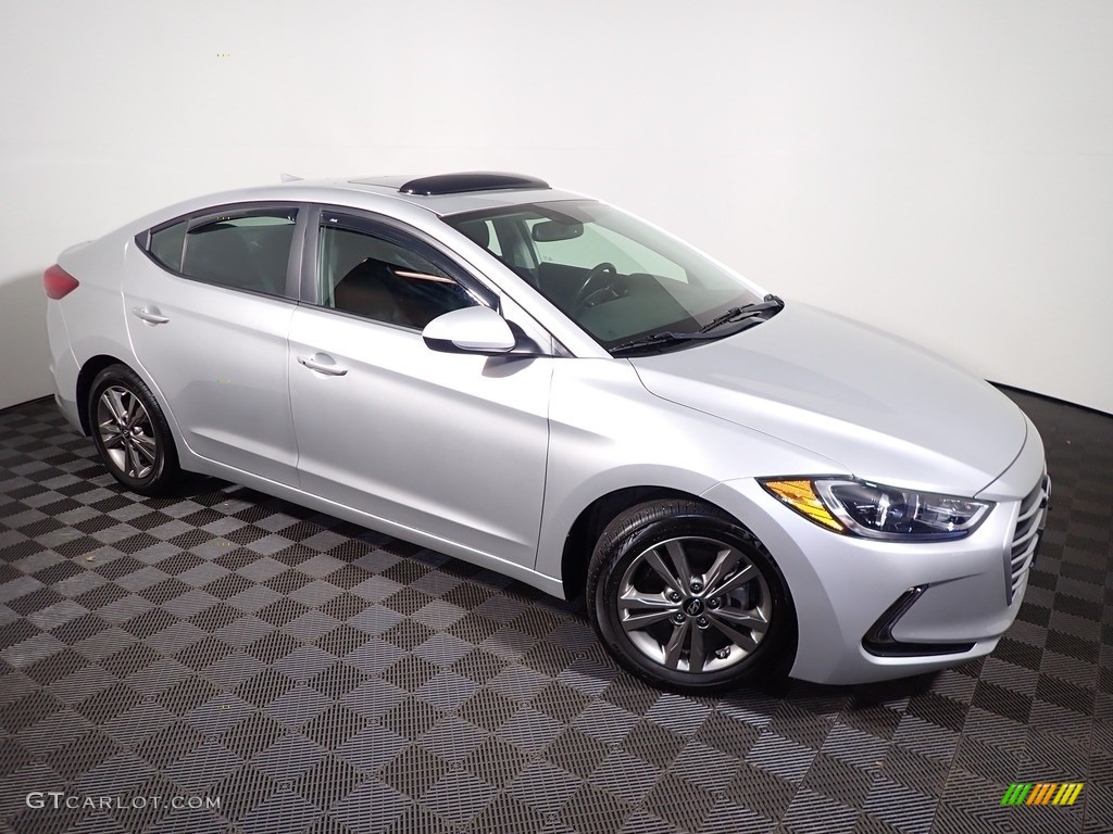 2018 Elantra Value Edition - Symphony Silver / Black photo #2