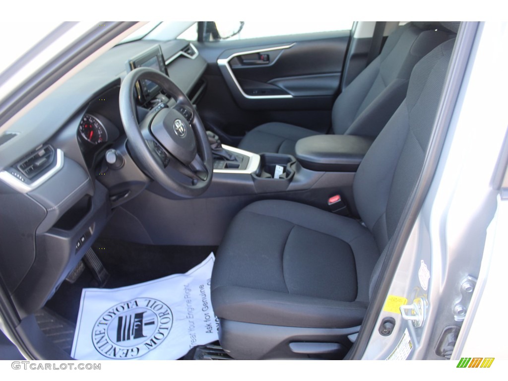 2019 RAV4 LE - Silver Sky Metallic / Black photo #10