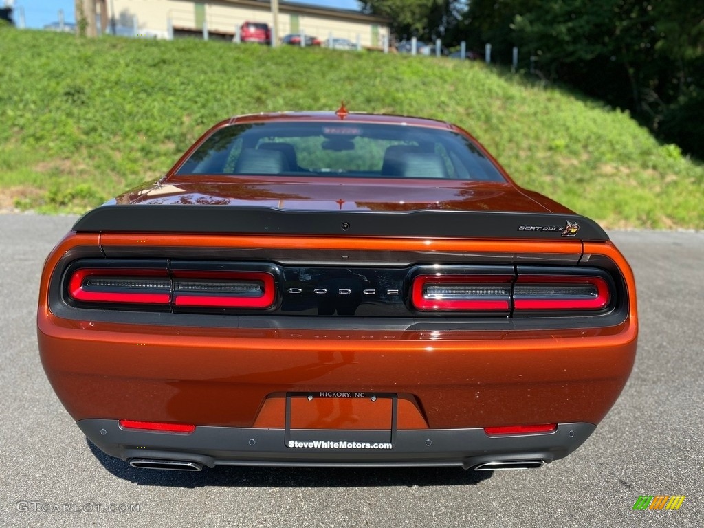 2020 Challenger R/T Scat Pack - Sinamon Stick / Black w/Alcantara photo #7