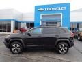 Brilliant Black Crystal Pearl - Cherokee Trailhawk 4x4 Photo No. 3
