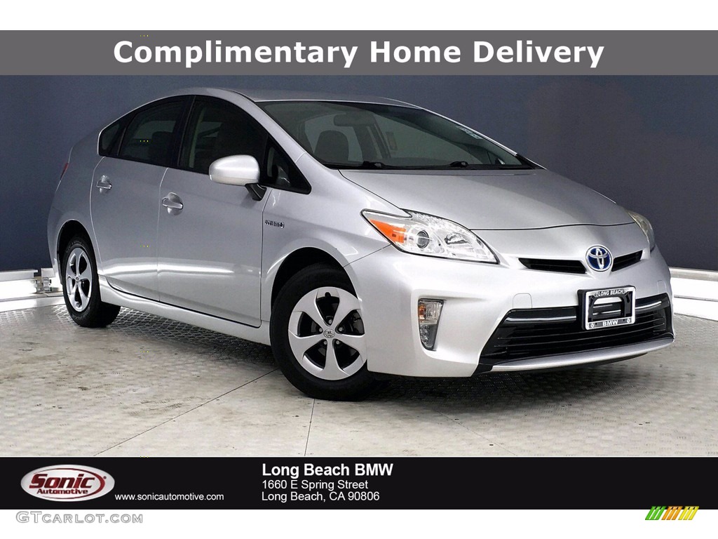 2015 Prius Two Hybrid - Classic Silver Metallic / Misty Gray photo #1