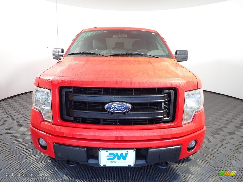 2013 F150 STX SuperCab 4x4 - Race Red / Steel Gray photo #4