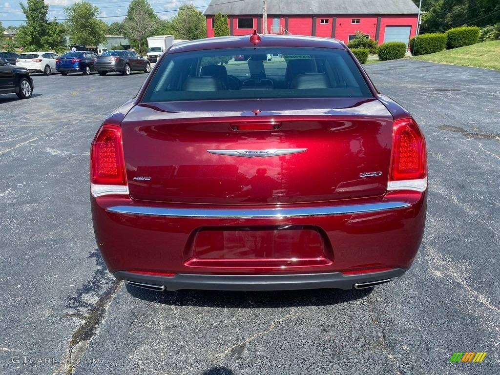 2019 300 Limited AWD - Velvet Red Pearl / Black photo #7