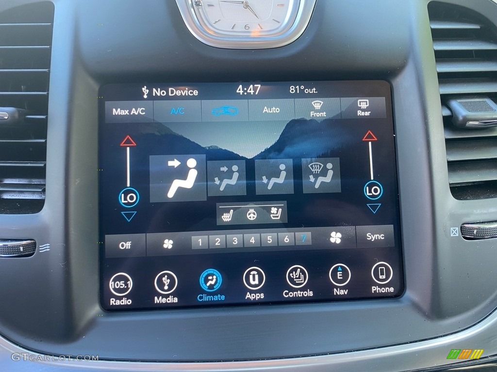 2019 300 Limited AWD - Velvet Red Pearl / Black photo #25