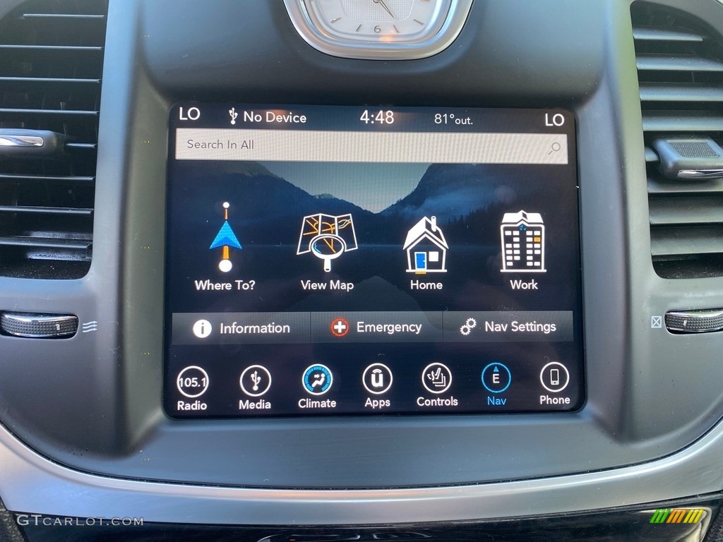 2019 300 Limited AWD - Velvet Red Pearl / Black photo #32
