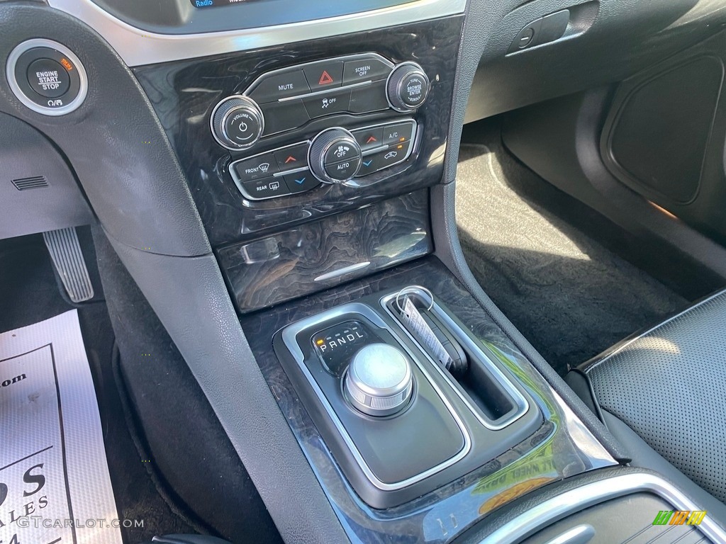 2019 300 Limited AWD - Velvet Red Pearl / Black photo #35