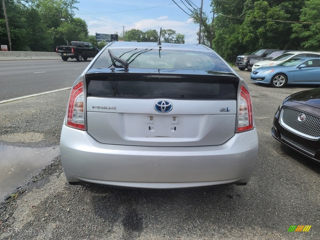 2012 Prius 3rd Gen Five Hybrid - Classic Silver Metallic / Dark Gray photo #4