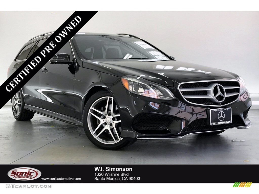 2016 E 350 4Matic Wagon - Black / Black photo #1