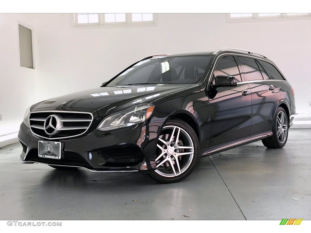 2016 E 350 4Matic Wagon - Black / Black photo #11