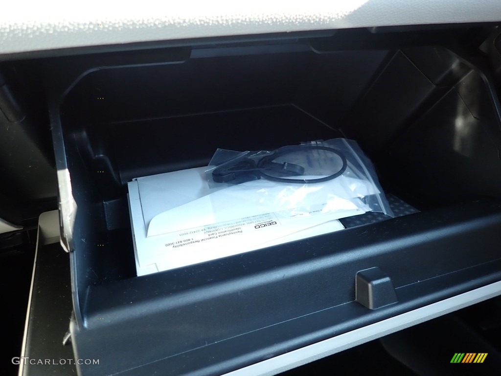 2017 Terrain SLE - Graphite Gray Metallic / Jet Black photo #29