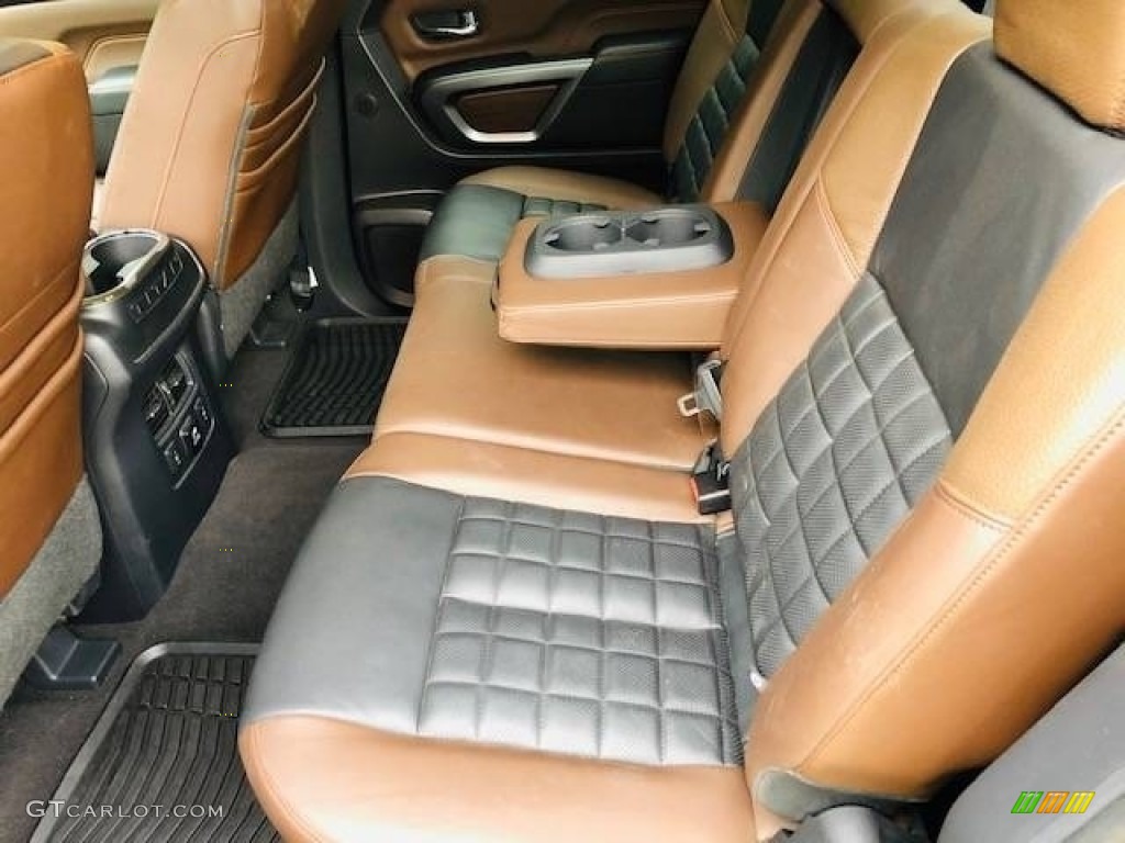 Black/Brown Interior 2017 Nissan TITAN XD Platinum Reserve Crew Cab 4x4 Photo #138992915