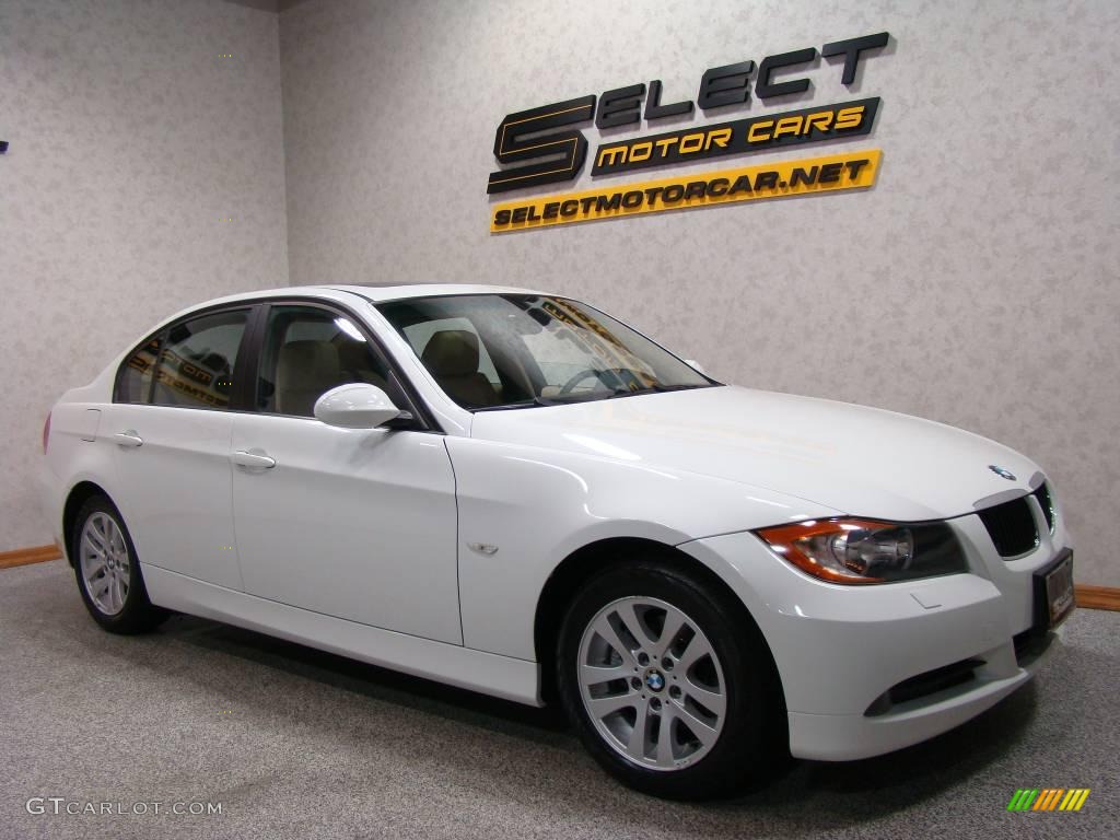 2007 3 Series 328xi Sedan - Alpine White / Beige photo #3