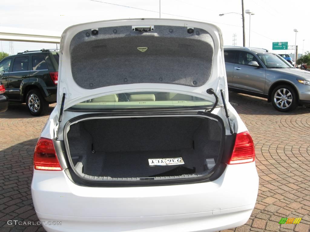 2007 3 Series 328i Sedan - Alpine White / Beige photo #18