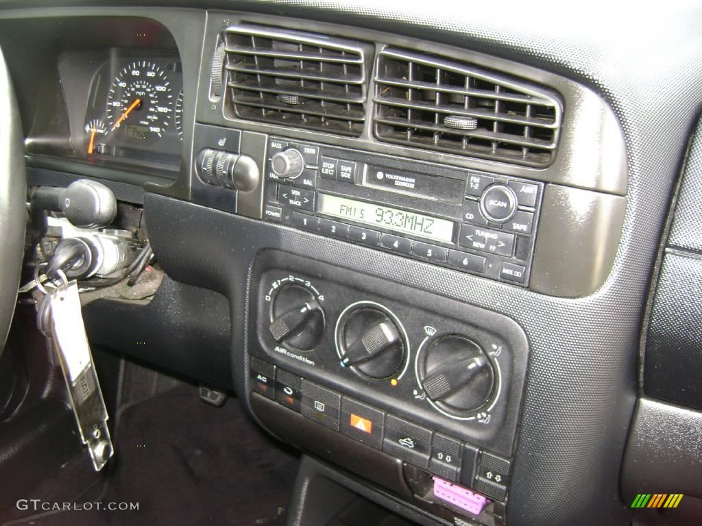 2000 Cabrio GLS - Cool White / Black photo #15