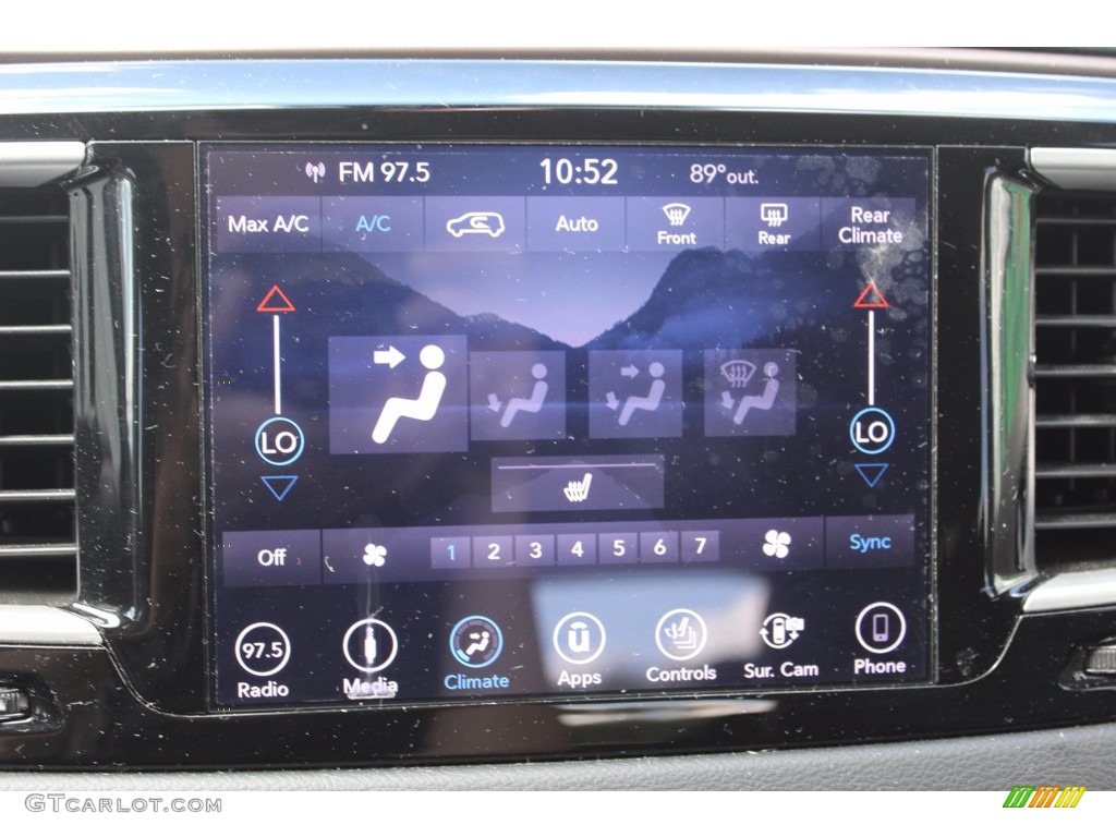 2018 Pacifica Touring L - Molten Silver / Black/Alloy photo #20