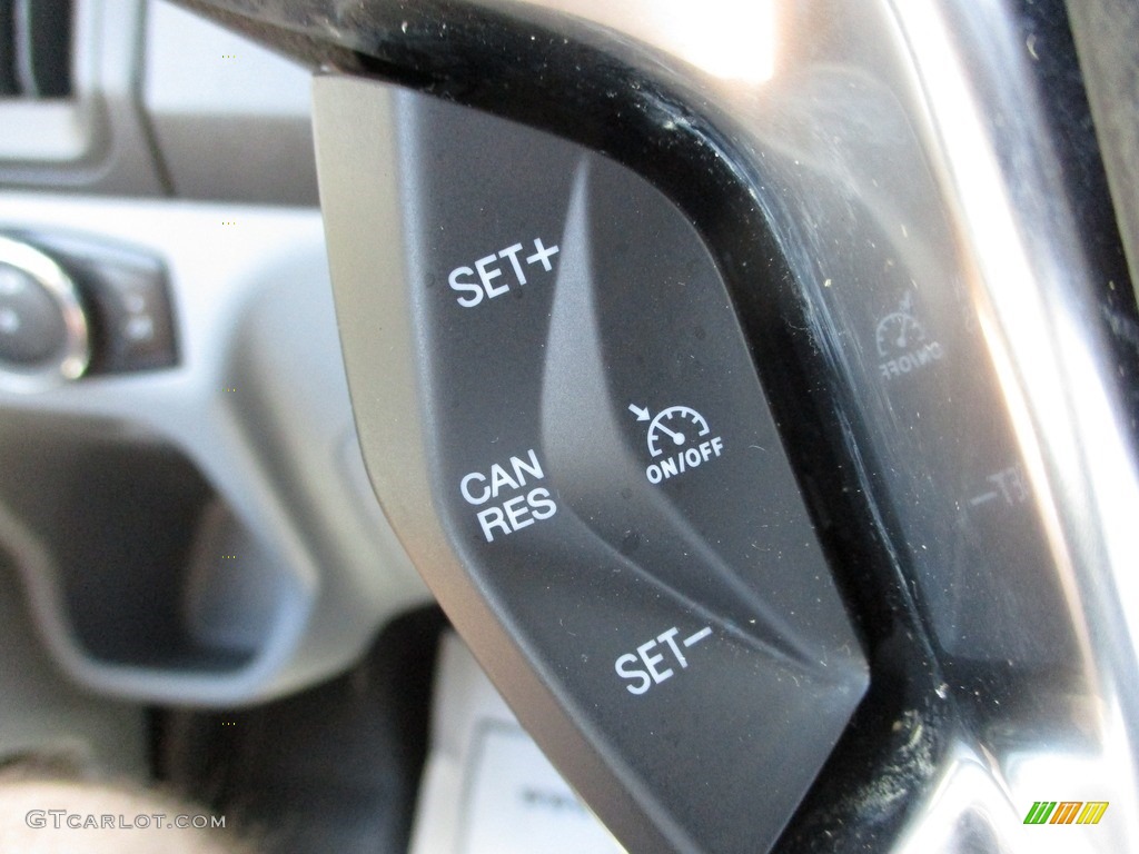 2019 Transit Van 250 LR Regular - Oxford White / Charcoal black photo #16
