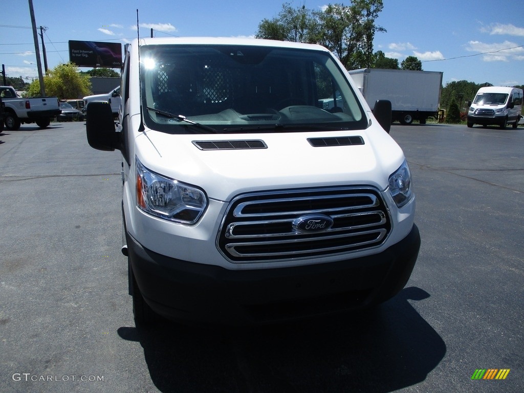 2019 Transit Van 250 LR Regular - Oxford White / Charcoal black photo #22