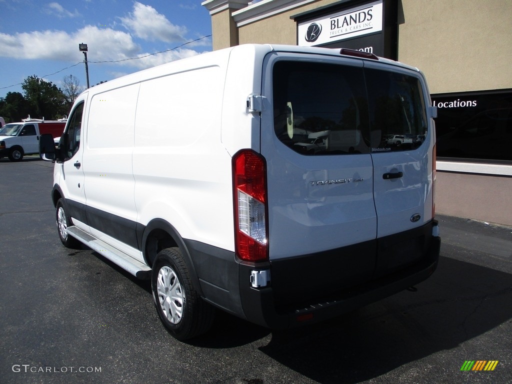 2019 Transit Van 250 LR Regular - Oxford White / Charcoal black photo #3