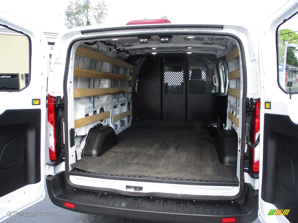 2019 Transit Van 250 LR Regular - Oxford White / Charcoal black photo #23