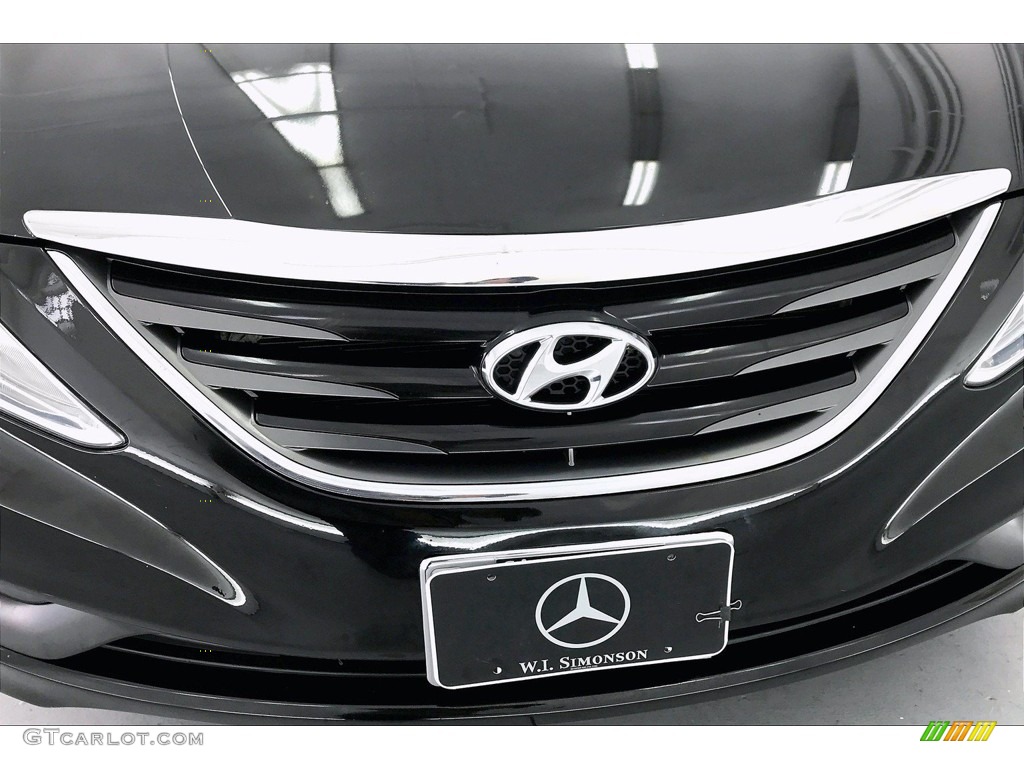 2014 Sonata GLS - Phantom Black Metallic / Gray photo #32