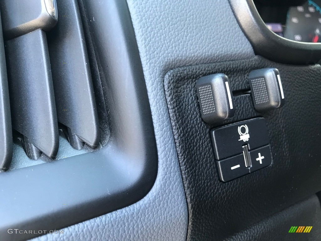 2019 Colorado Z71 Crew Cab 4x4 - Red Hot / Jet Black photo #17