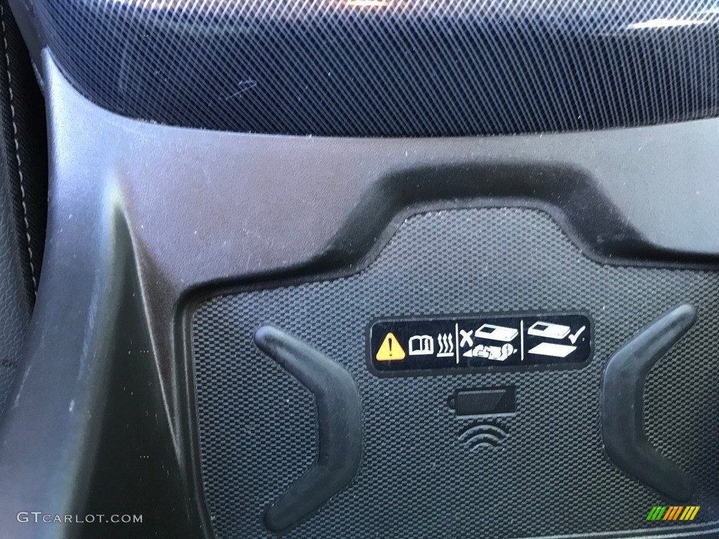 2019 Colorado Z71 Crew Cab 4x4 - Red Hot / Jet Black photo #34