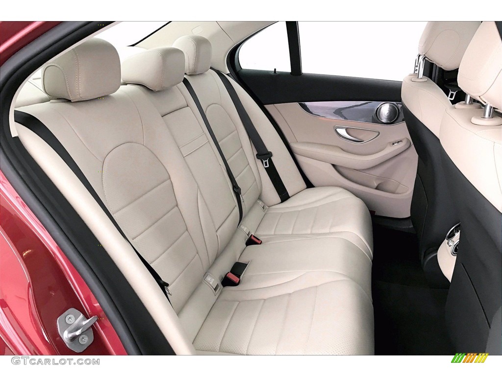 Silk Beige/Black Interior 2017 Mercedes-Benz C 300 Sedan Photo #138998735