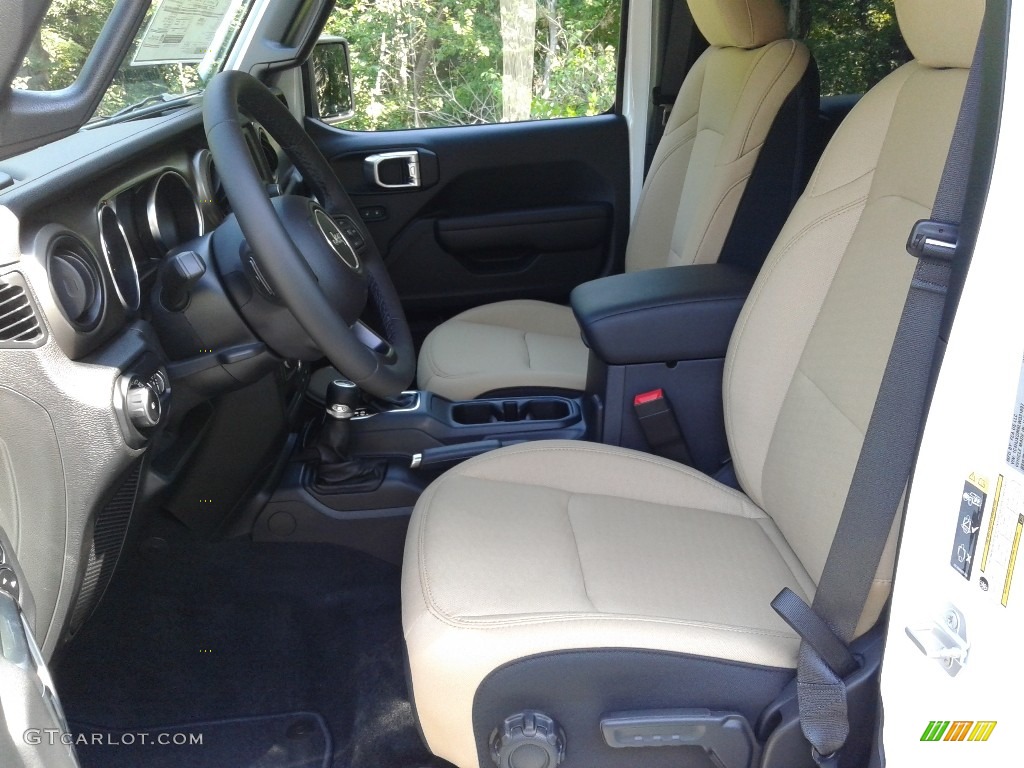 2020 Jeep Wrangler Unlimited Sport 4x4 Front Seat Photo #139002836
