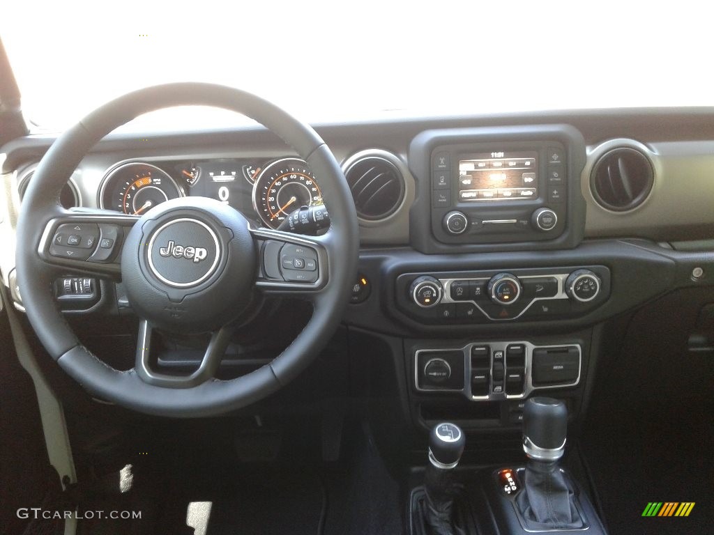 2020 Jeep Wrangler Unlimited Sport 4x4 Dashboard Photos